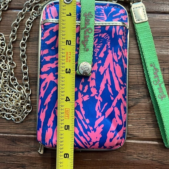 Lilly Pulitzer Rollin in the Grass Wristlet/Crossbody - Picture 6 of 7